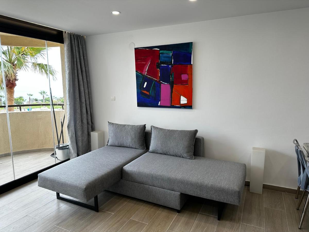 Sweet Apartment *