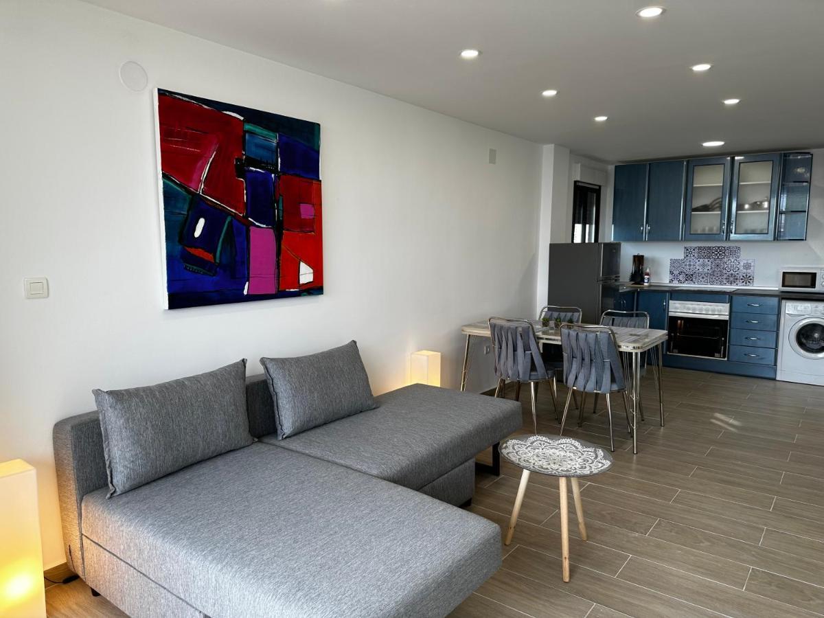 Apartment Sweet *