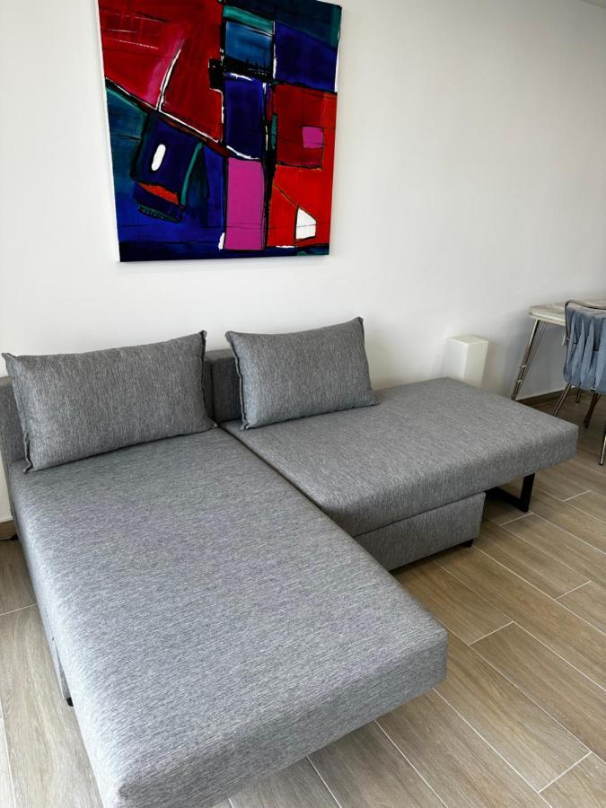 Sweet Apartment *